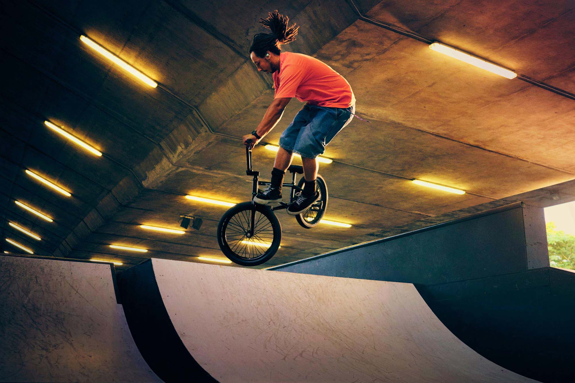 http://bmx,%20bmx%20rider,%20jump,%20bmx%20jump,%20stunt,%20bmx%20trick,%20westway,%20london,%20air,%20sony,%20linkbud